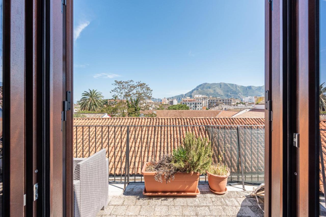 Schiavuzzo Apartment With Terrace By Wonderful Italy Palermo Exterior photo